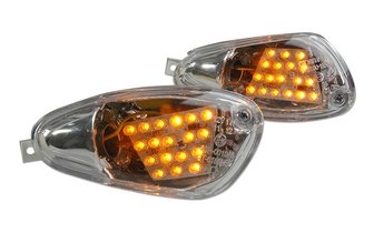 LED-vilkut edessä STR8 Gilera Runner vuoteen 2003 asti läpinäkyvät