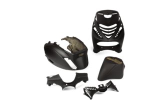 Kattesarja STR8 5-osainen mattamusta Piaggio Zip SP2
